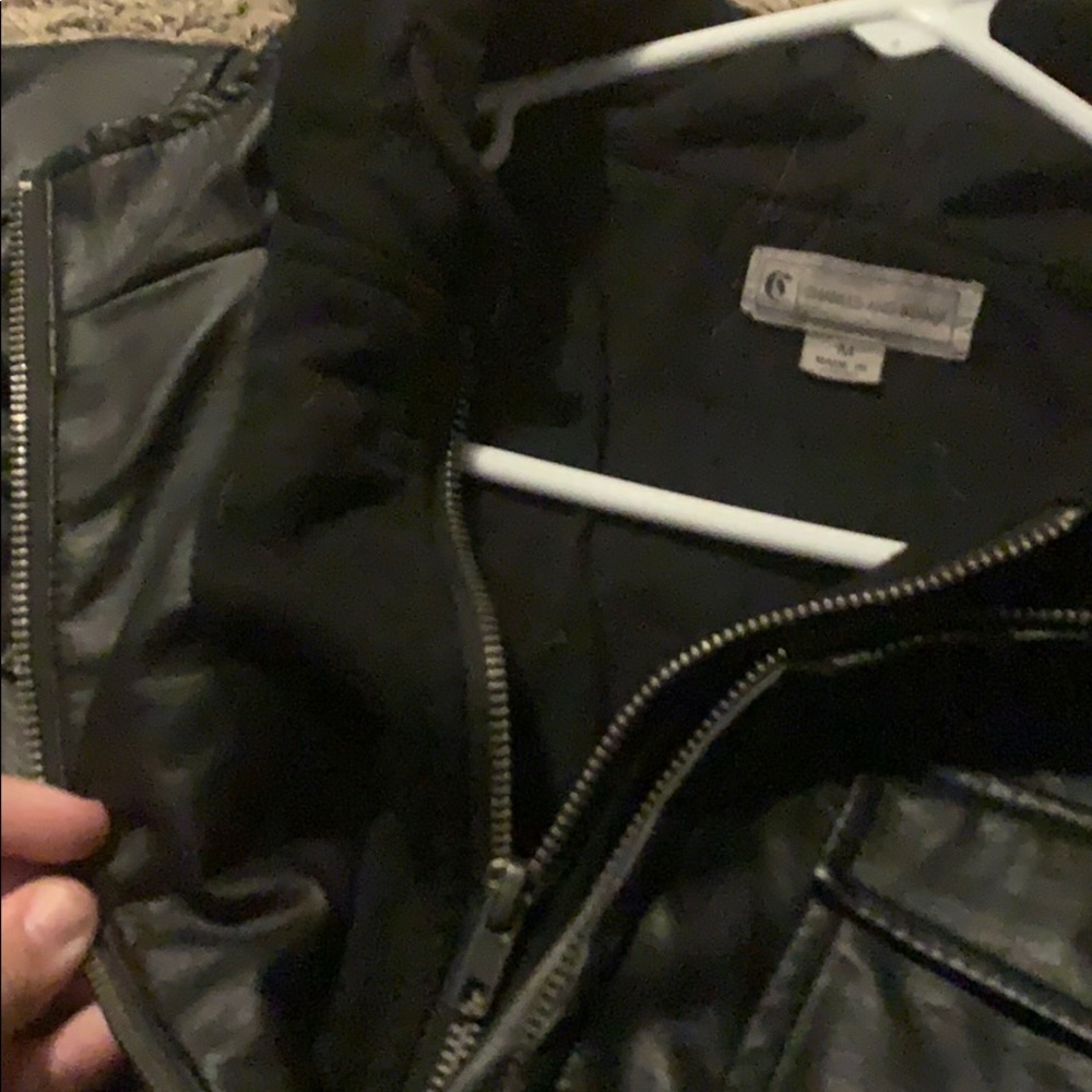 Leather jacket - Picture 2 of 2